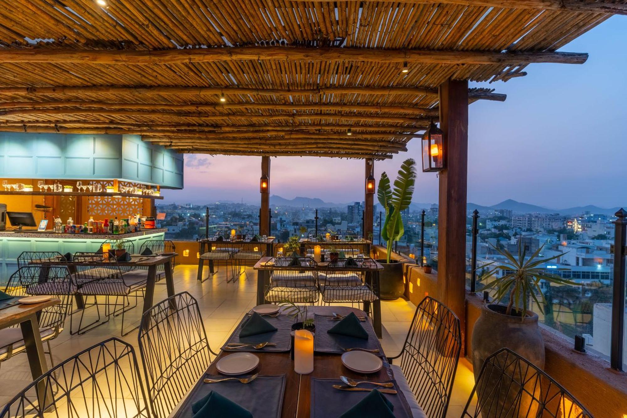 Historia Royal Hotel Udaipur Buitenkant foto