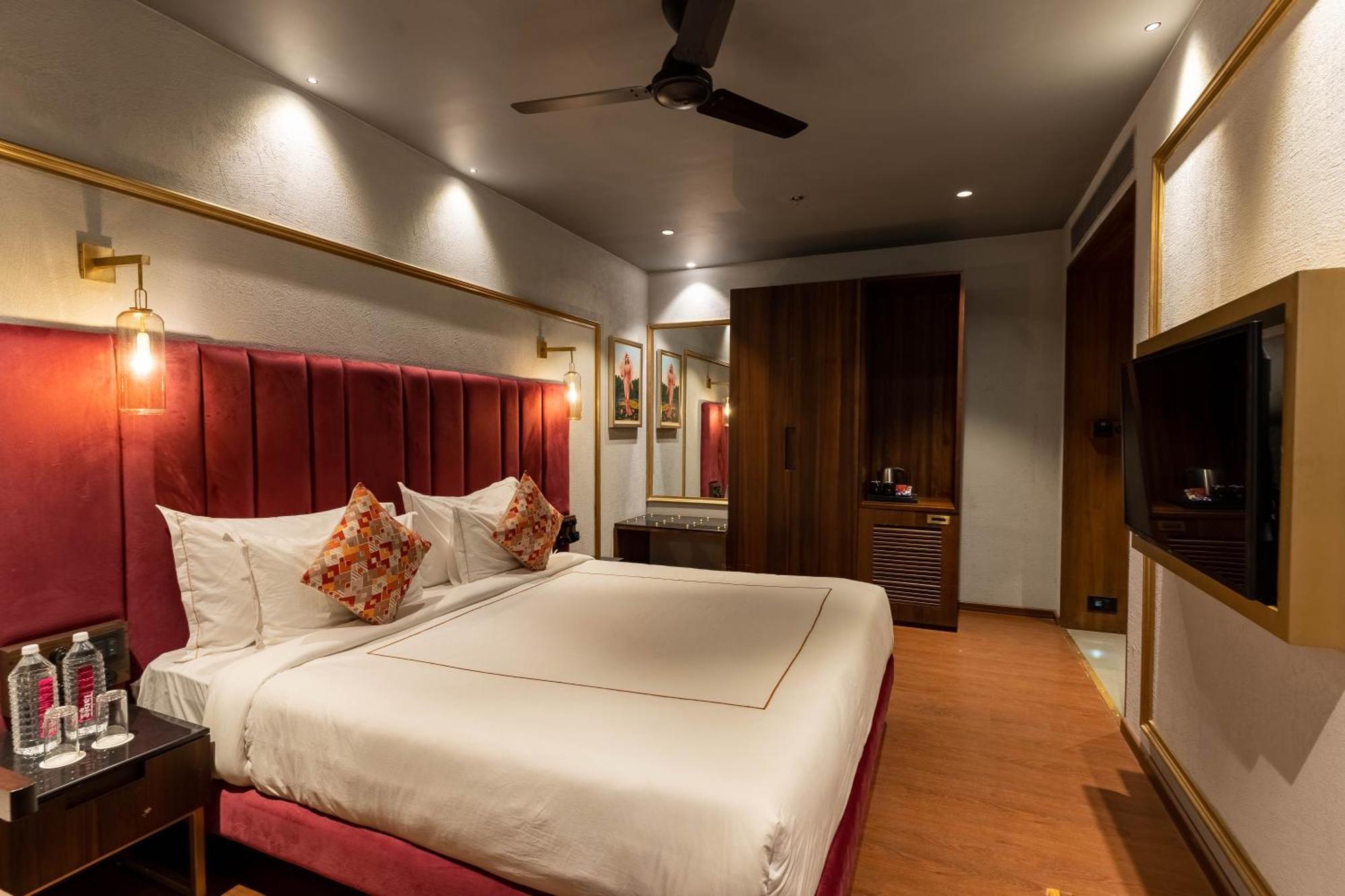 Historia Royal Hotel Udaipur Buitenkant foto