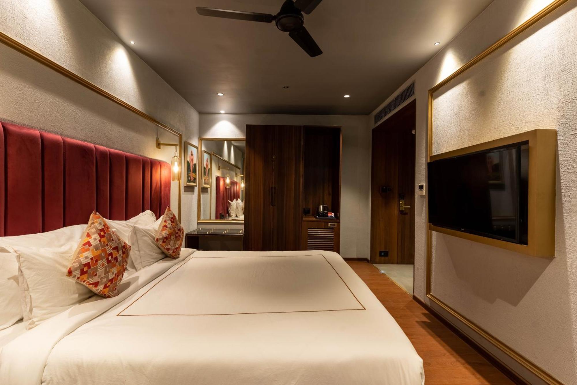 Historia Royal Hotel Udaipur Buitenkant foto
